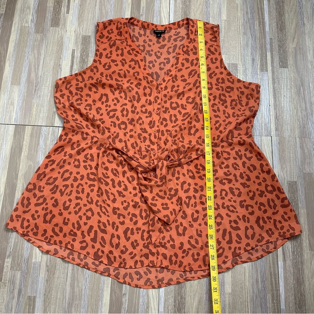 Torrid Orange Leopard Print Blouse - Picture 6 of 9